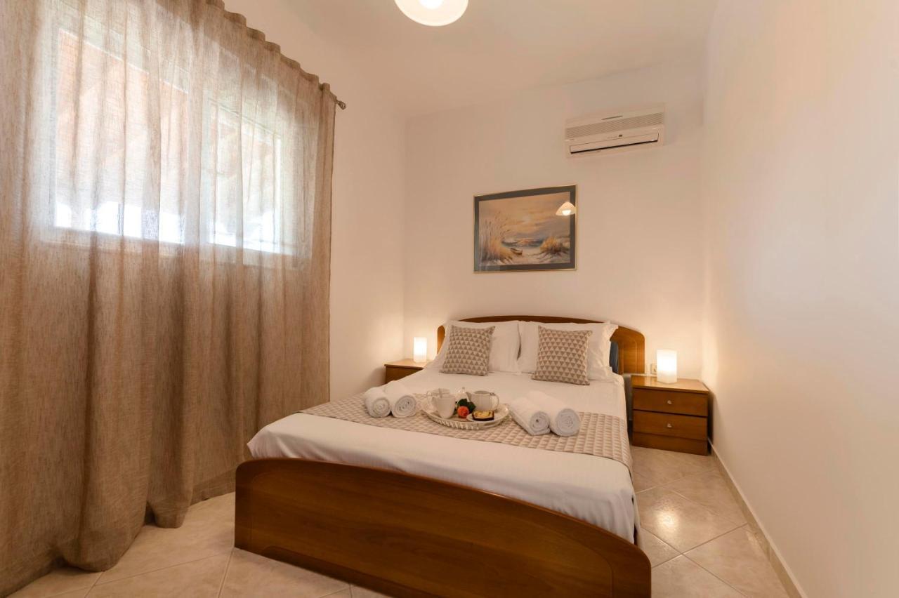 Reni Garden House Villa Afándu Kültér fotó